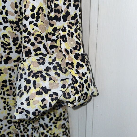 Talbots leopard print thin polyester button down long sleeved shirt - Picture 5 of 10
